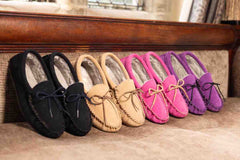 Gardez vos pieds hors du froid cet hiver avec les pantoufles en peau de mouton Styles