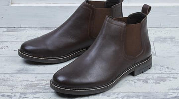 Why It is Important to Wear Right-Sized Men’s Sheepskin Boots?