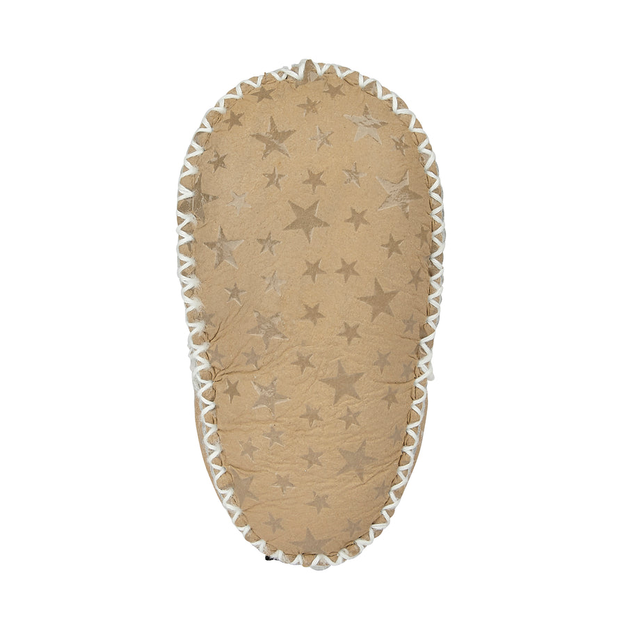 BABY SHEEPSKIN SLIPPER SOCKS - BEIGE STAR