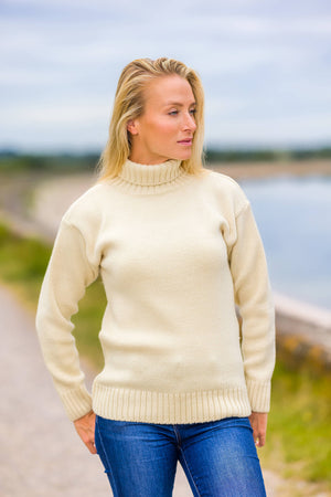 RELAXED ROLL NECK ECRU