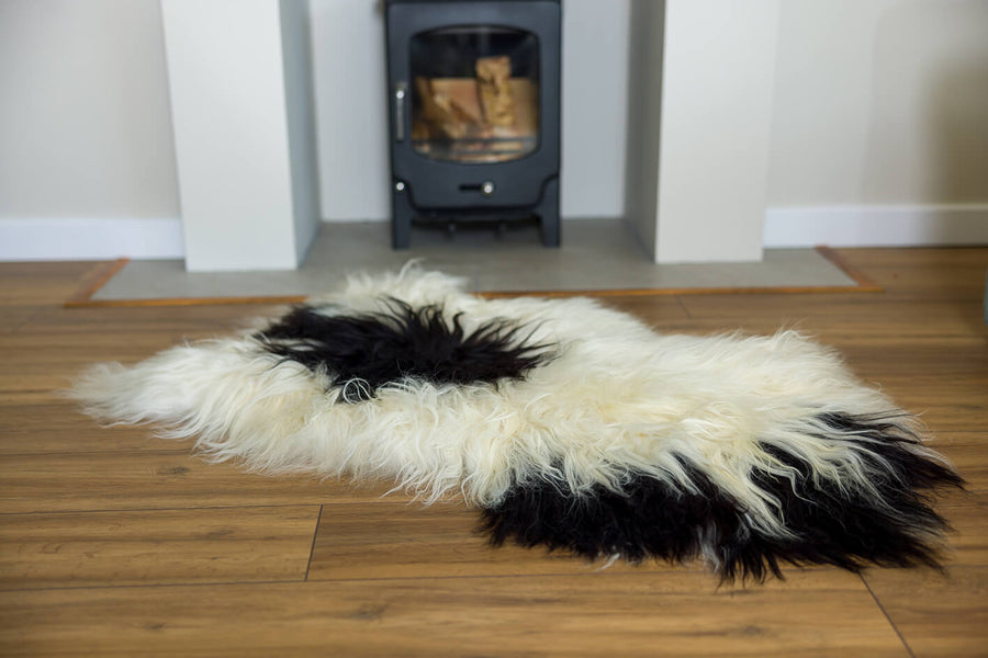 Tapis peau de mouton Islande poils courts - 2 Peaux en long - Une Tapis peau de mouton Islande poils courts - 2 Peaux en long - Une